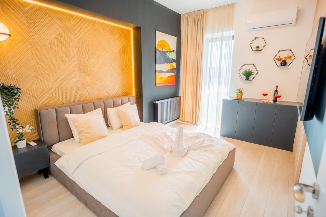 Union Plaza - Balcony Delight In City Center Bukares Bagian luar foto