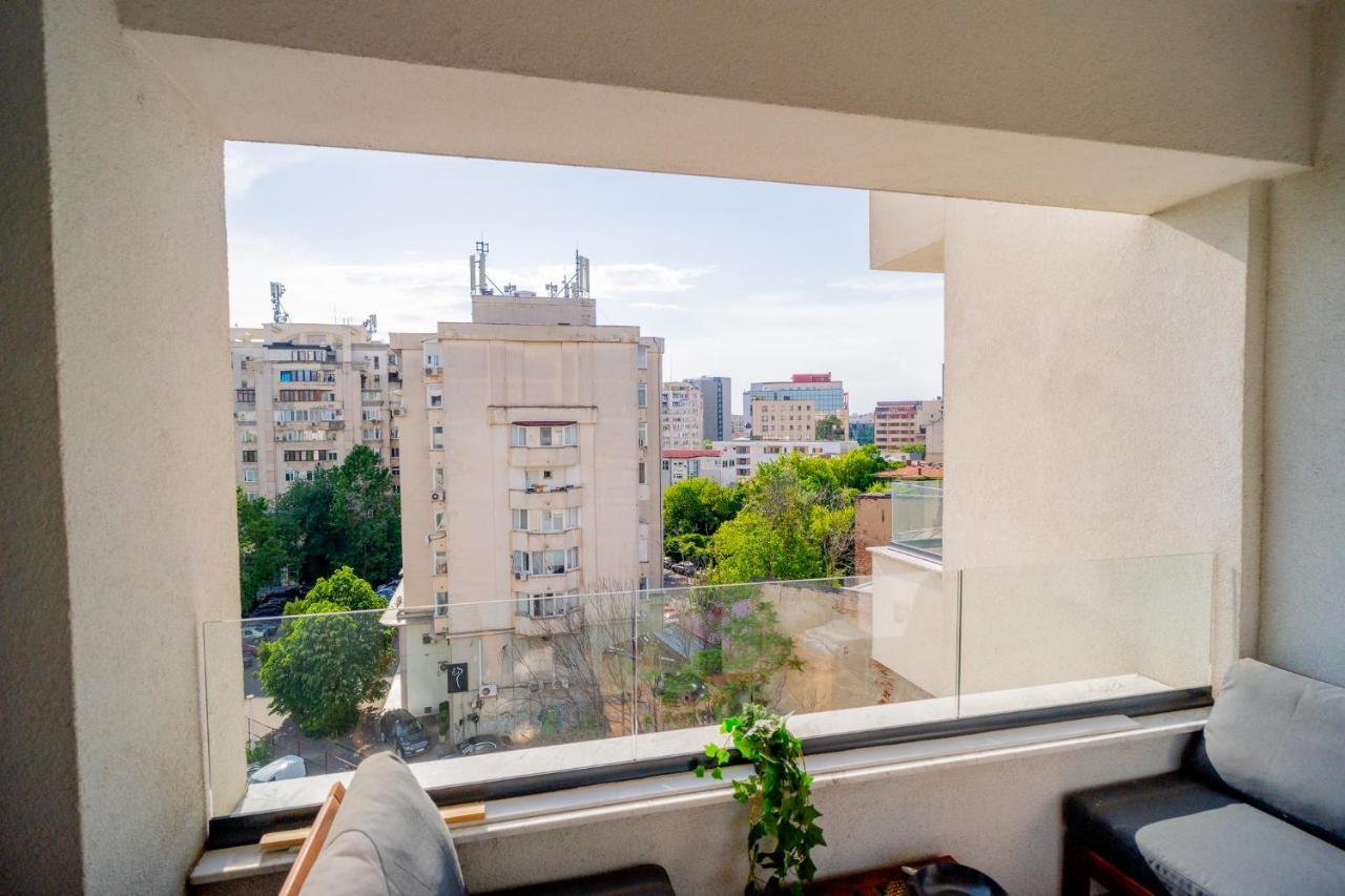 Union Plaza - Balcony Delight In City Center Bukares Bagian luar foto